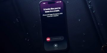 iPhone 14 crash detection put to the test in wild video with real car crash