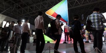 16 popular Android apps are secretly killing your battery, so delete them ASAP