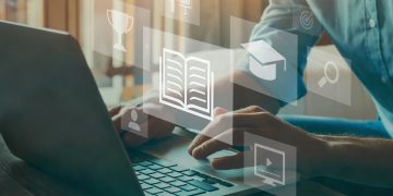 AWS launches three new programs to bolster IT and cloud skills and help Ukrainians rejoin the workforce