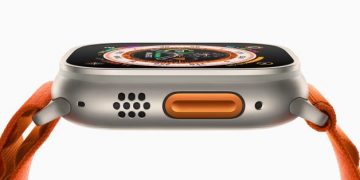 New Apple Watch Ultra: Action button.