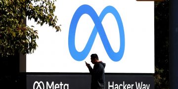 Facebook acquired Giphy. Now UK regulators are forcing Meta to sell it.