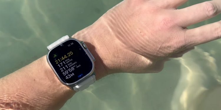 How do you control an Apple Watch underwater?
