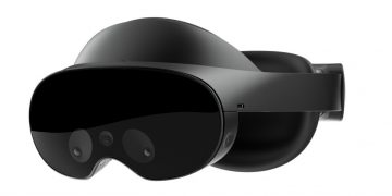 black vr headset
