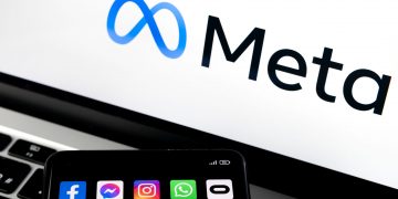 Meta says it might block Canadians from sharing news stories on Facebook if Bill C-18 becomes law