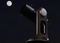 Mirrosky smart space telescope