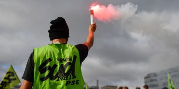 School and trains affected as national strike begins in France