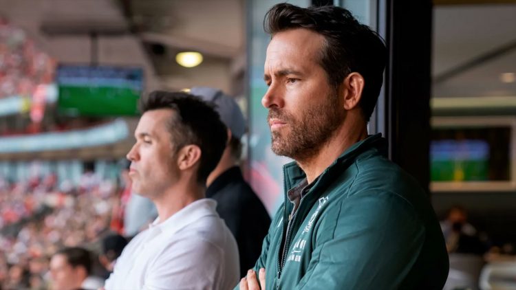 Ryan Reynolds and Rob McElhenney in Welcome to Wrexham