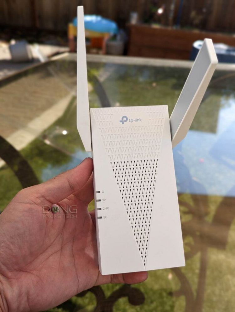 TP Link RE715X Wi Fi 6 Range Extender is quite bulky