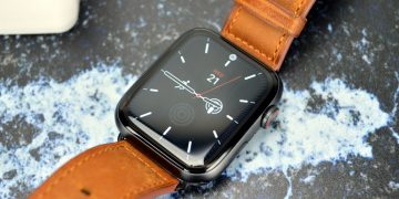 This doctor says everyone should wear an Apple Watch