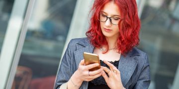 Typosquatting Racket Pushing Malware at Windows, Android Users