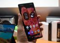 Google Pixel 6 display and bezel