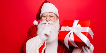 Apple Watches, Amazon Alexa Listens — A Tech Privacy Gift Guide