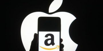 Apple and Amazon accused of colluding to artificially jack up iPhone, iPad prices, face lawsuit