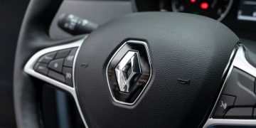 Google and Renault team up to create a ‘software-defined vehicle’