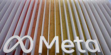 'Metaverse' Vision in Doubt as Mark Zuckerberg Lays Off 11,000 Meta Employees