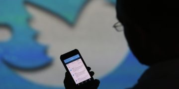 Twitter exec explains 3 types of accounts: official, paid, unlabeled