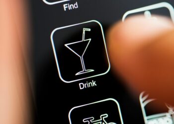 The Best 5 Drinking Game Apps To Enjoy Your Drink Time