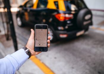 Top 8 Apps to Track Phones by Number