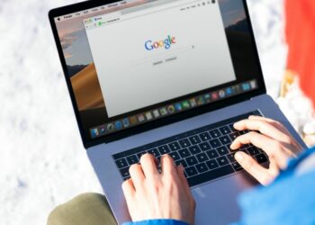 Top 8 Alternatives Services Like Google Voice For You