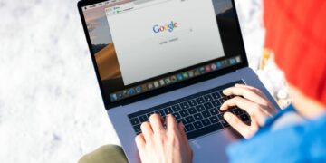 Top 8 Alternatives Services Like Google Voice For You